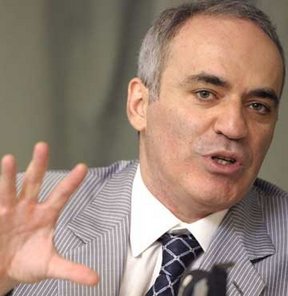 Kasparov’dan Türkiye’ye ’teknoloji’ uyarısı!