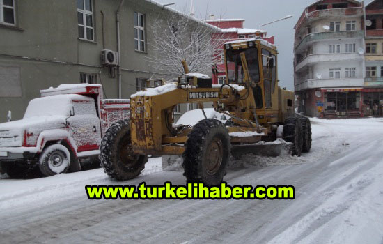 Köy yolları ulaşıma kapandı