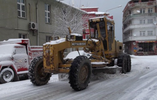 Köy yolları ulaşıma kapandı