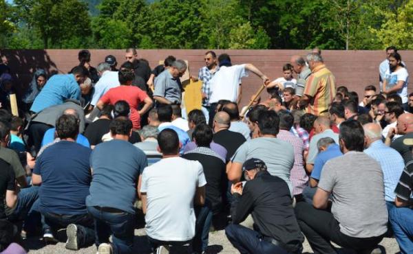Küçük Hiranur, gözyaşları ile uğurlandı