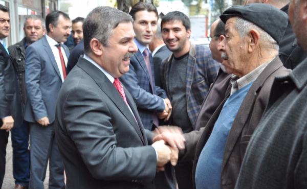 Maviş, ilçemizde ziyaretlerde bulunacak