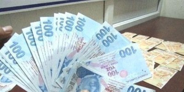 Sahte para ele geçirildi