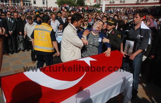 Şehidimiz son yolculuguna uğurlandı