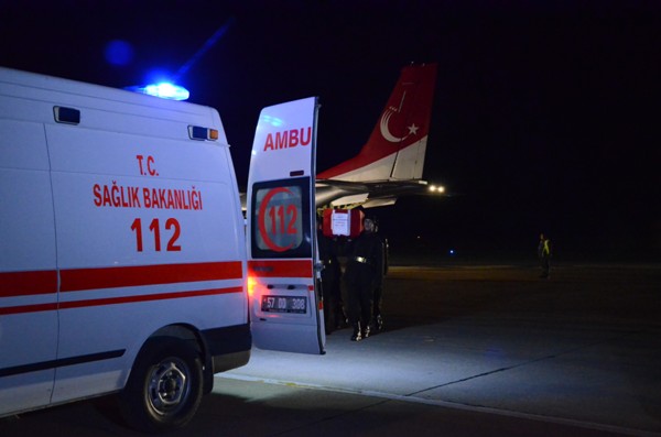 Sinop şehidine ağlıyor