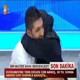 Sinop’ta yaşayan evlatlık olan gencin ailesini Müge Anlı buldu