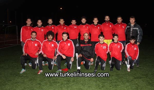 Türkeli Belediye Esnafspor kulübüne malzeme desteği