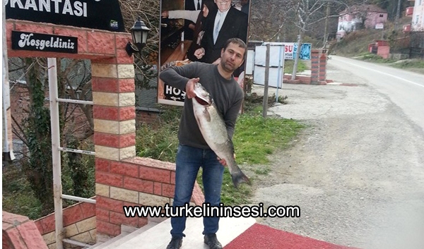8 kilogramlık levrek yüz güldürdü