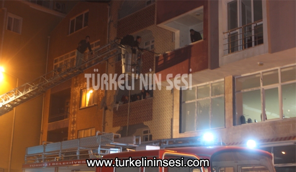 Türkeli’de ev yangını