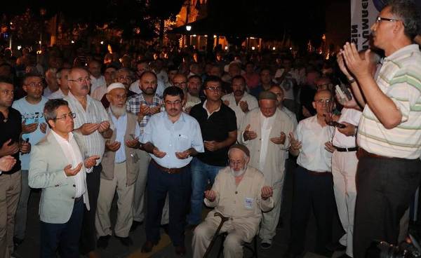 Türkelili hacı adayları dualarla uğurlandı