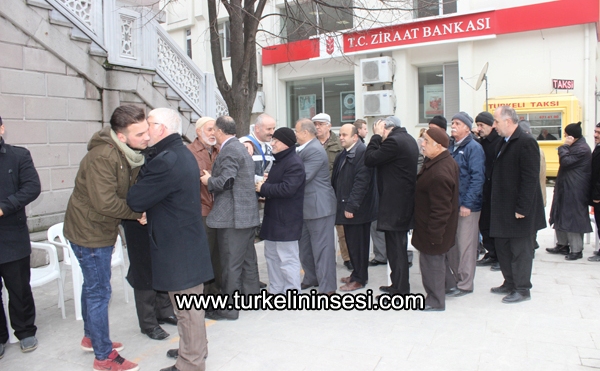 Umre Yolcuları dualarla uğurlandı